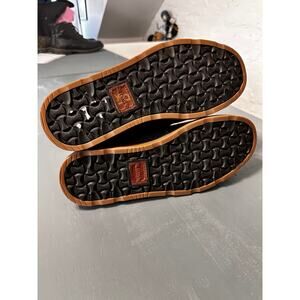 TOMS Chukka Fleck Boots, Size 9, Mid-Top Lace-Up, Charcoal Gray Excellent Cond